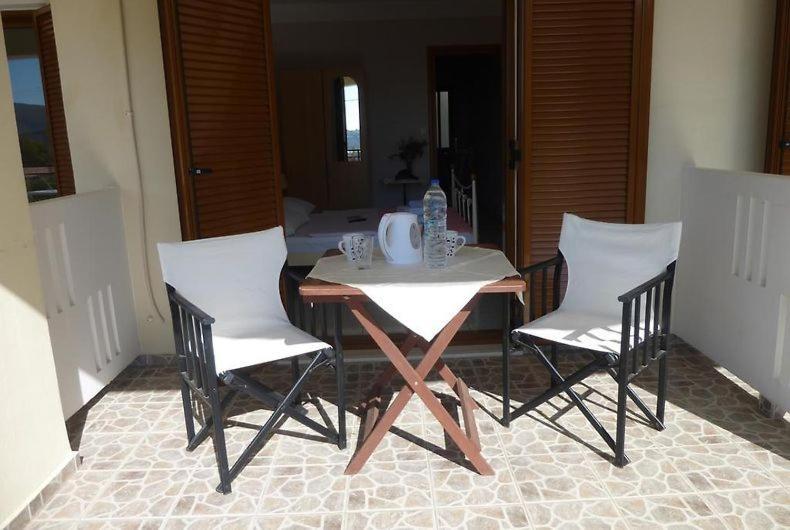 Anesis Apartments Agia Marina  Экстерьер фото